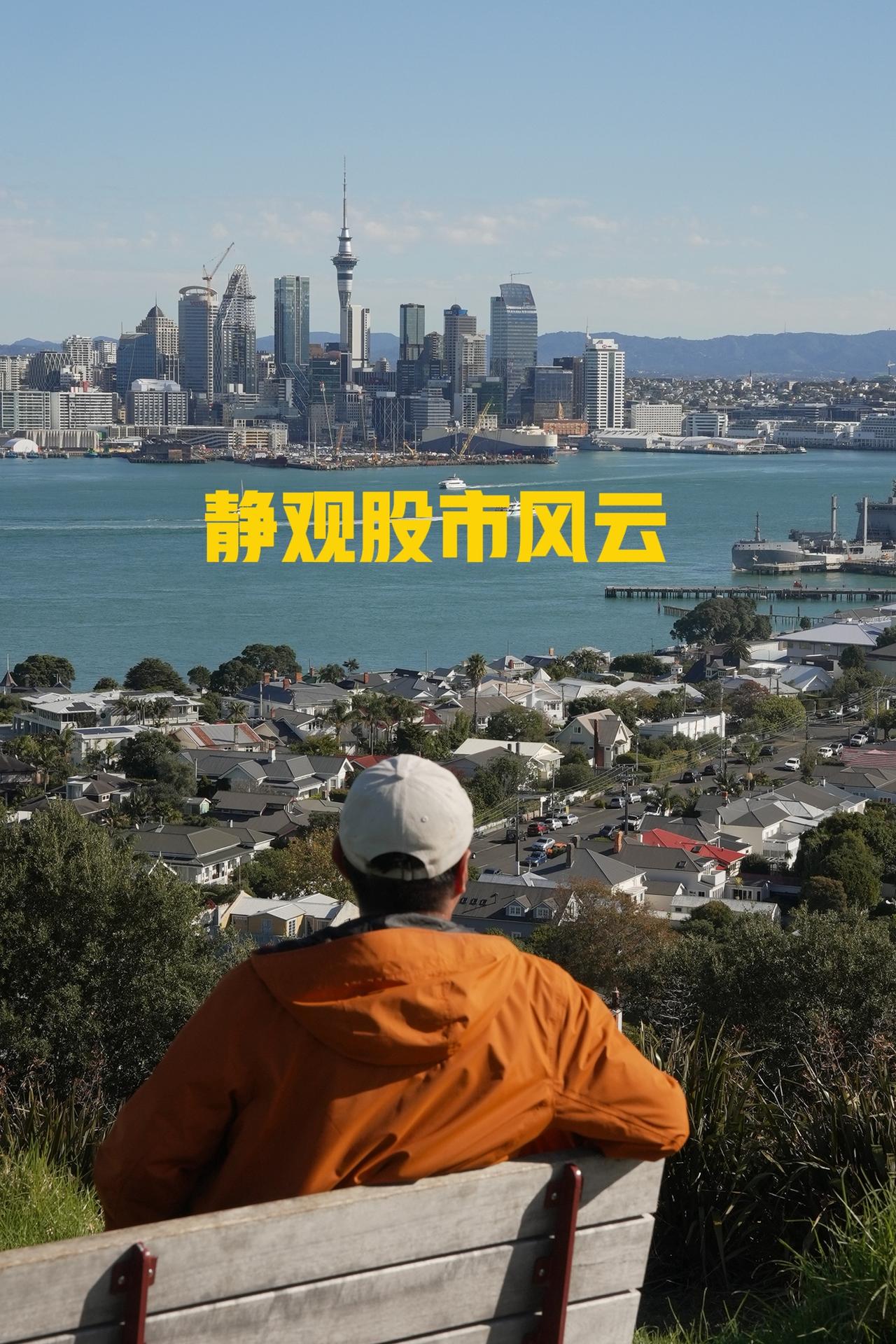 今天一睁眼，亏惨了，直接亏了五万多。
现在的股市你怎么看 
外围市场今天仍在创新