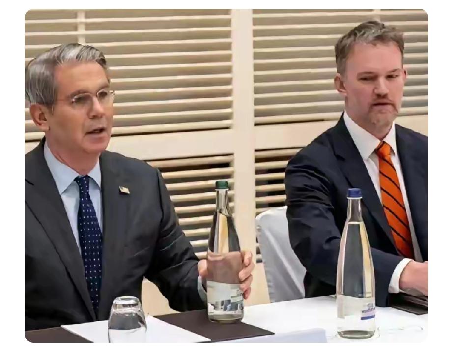 这次中美在巴黎会谈气氛确实和以往不同，美方没了以前的咄咄逼人，变得低调起来。其实