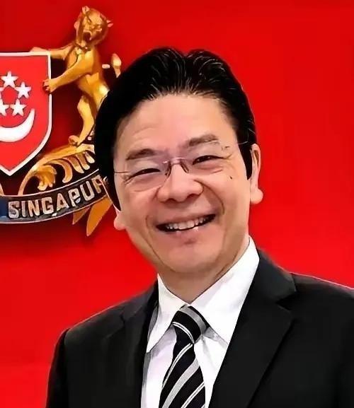 谁能想到，一向在国际上八面玲珑、闷声发大财的新加坡，这次居然在博鳌论坛上彻底“撕