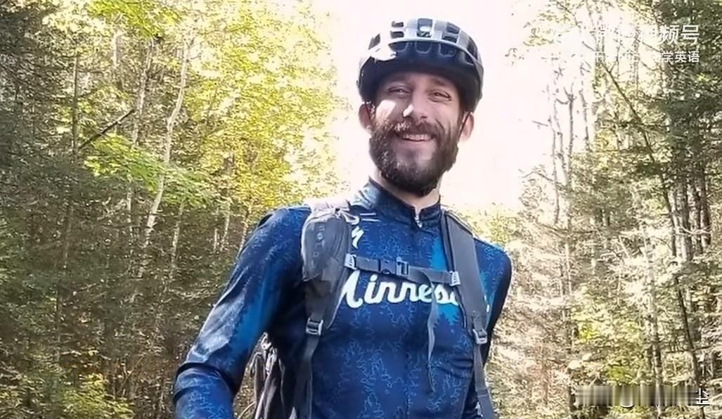 亚历克斯·杰弗里·普雷蒂的父母说:“他热爱这个国家。”

但这个国家给了他一梭子