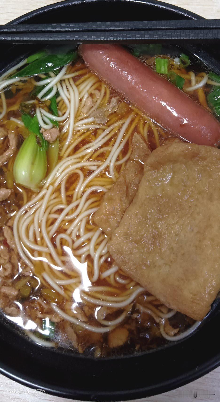 熬得住出众，熬不住出局
 
人生没有白走的路，每一步都算数。
你现在的气质里，藏