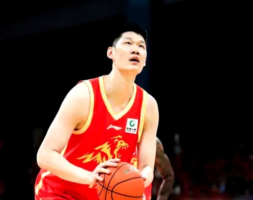 “没篮真丢人”，前国手孙悦话音刚落，广厦外援塔克就用行动回应。

CBA总决赛G