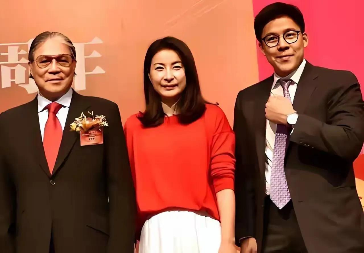 郭晶晶能有今天，离不开这两个男人的大力支持！公公给了她亲生女儿般的待遇，这就让郭