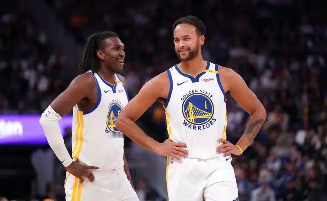 同样是打了10场，李凯尔与追梦格林的数据对比！李凯尔，出战10场，55投20中，