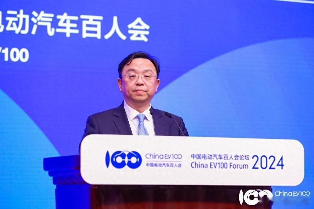 比亚迪见证历史：新能源汽车渗透率破50%，新能源取代燃油成定局中国汽车市场迎来了