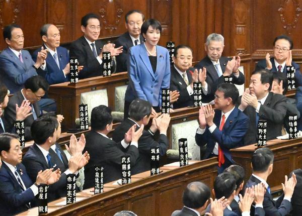 石破想缓和关系却被逼下台！高市上台后猛踩油门，日本到底想把自己带向哪里？跟着美国