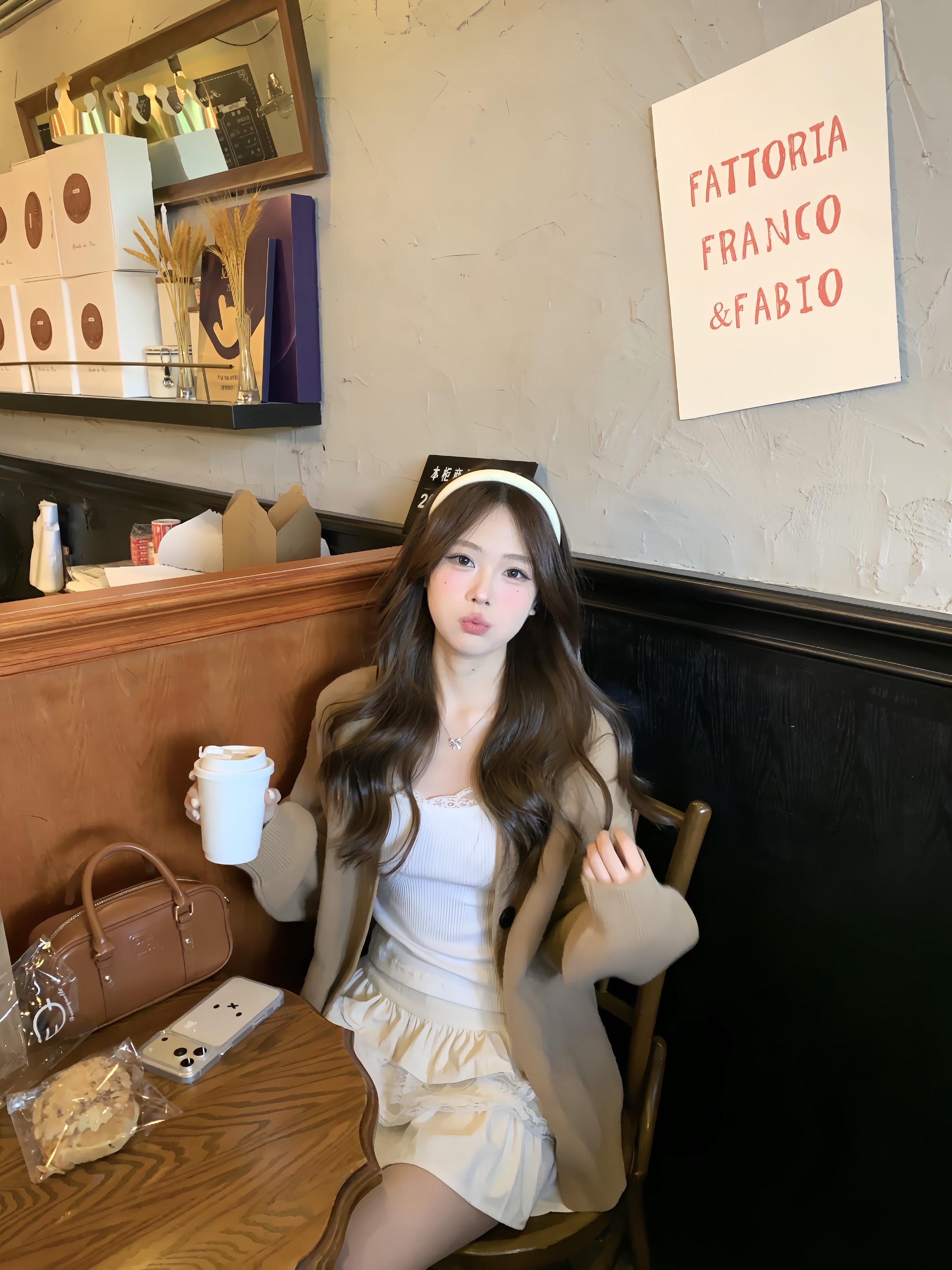 🥡｡⊹𝑫𝒂𝒊𝒍𝒚 𝒍𝒐𝒐𝒌