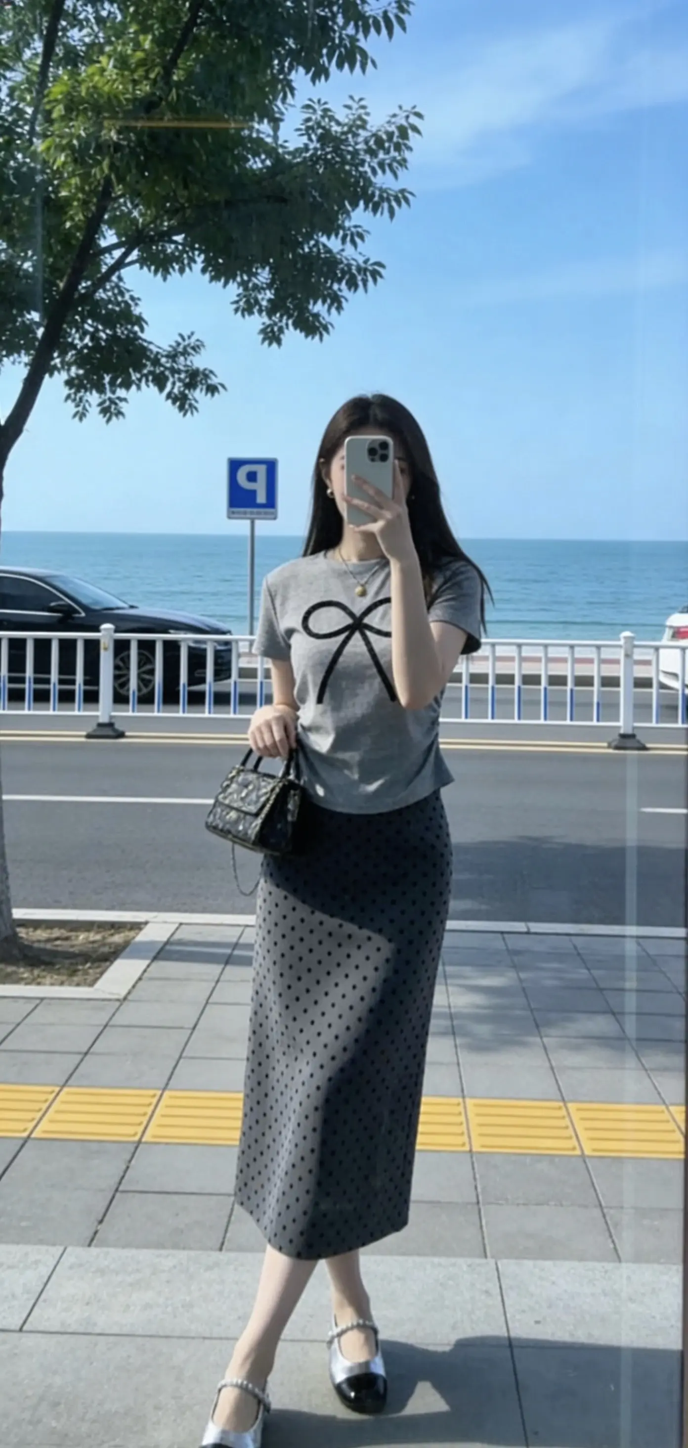 不吃他人饭，何惧他人言， 逆境不吐心中苦，顺境不忘来时路