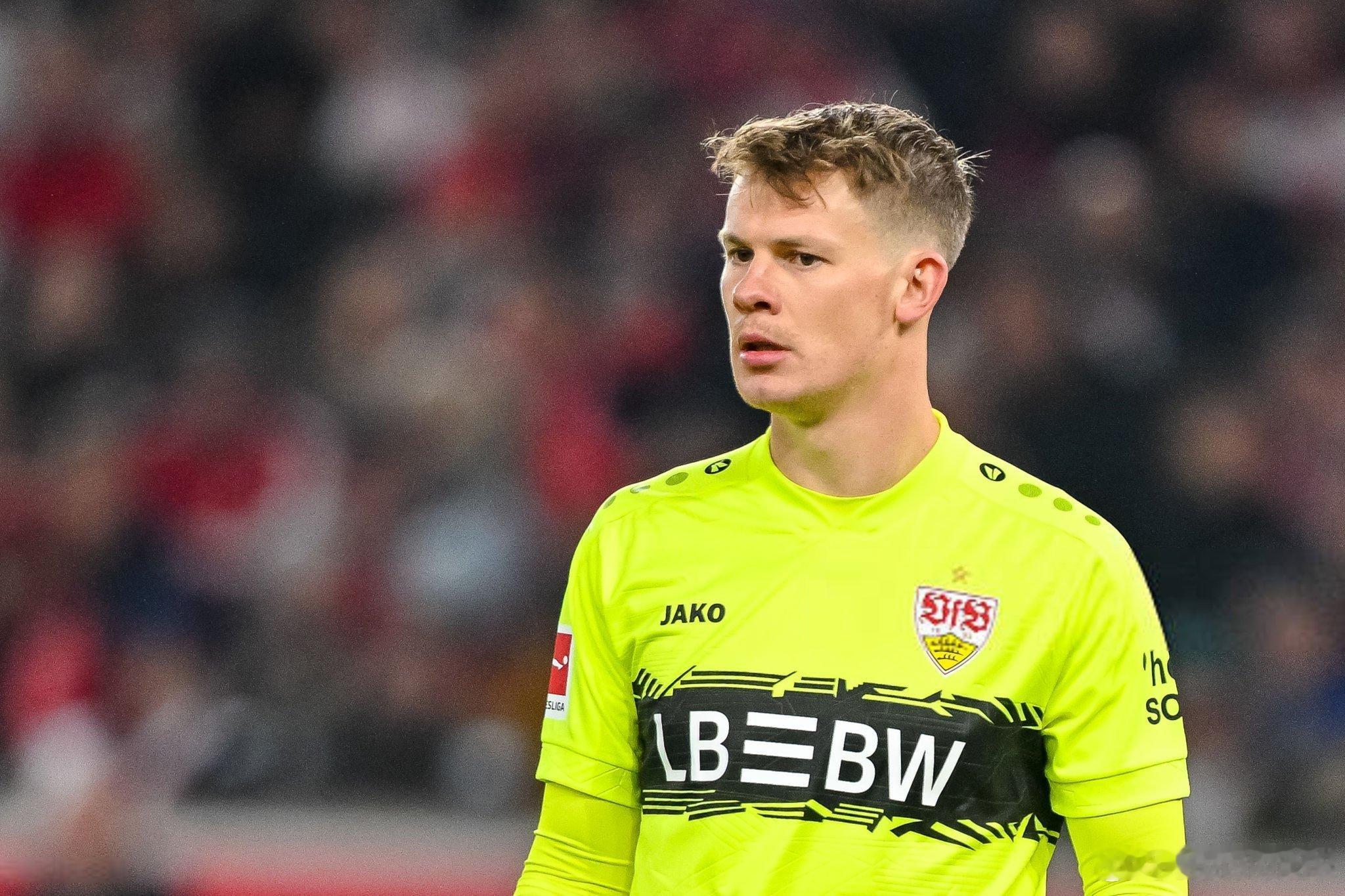 🚨🚨🚨［圖片報］：拜仁慕尼黑希望能盡快出售亞歷山大·努貝爾。拜仁承擔了他約