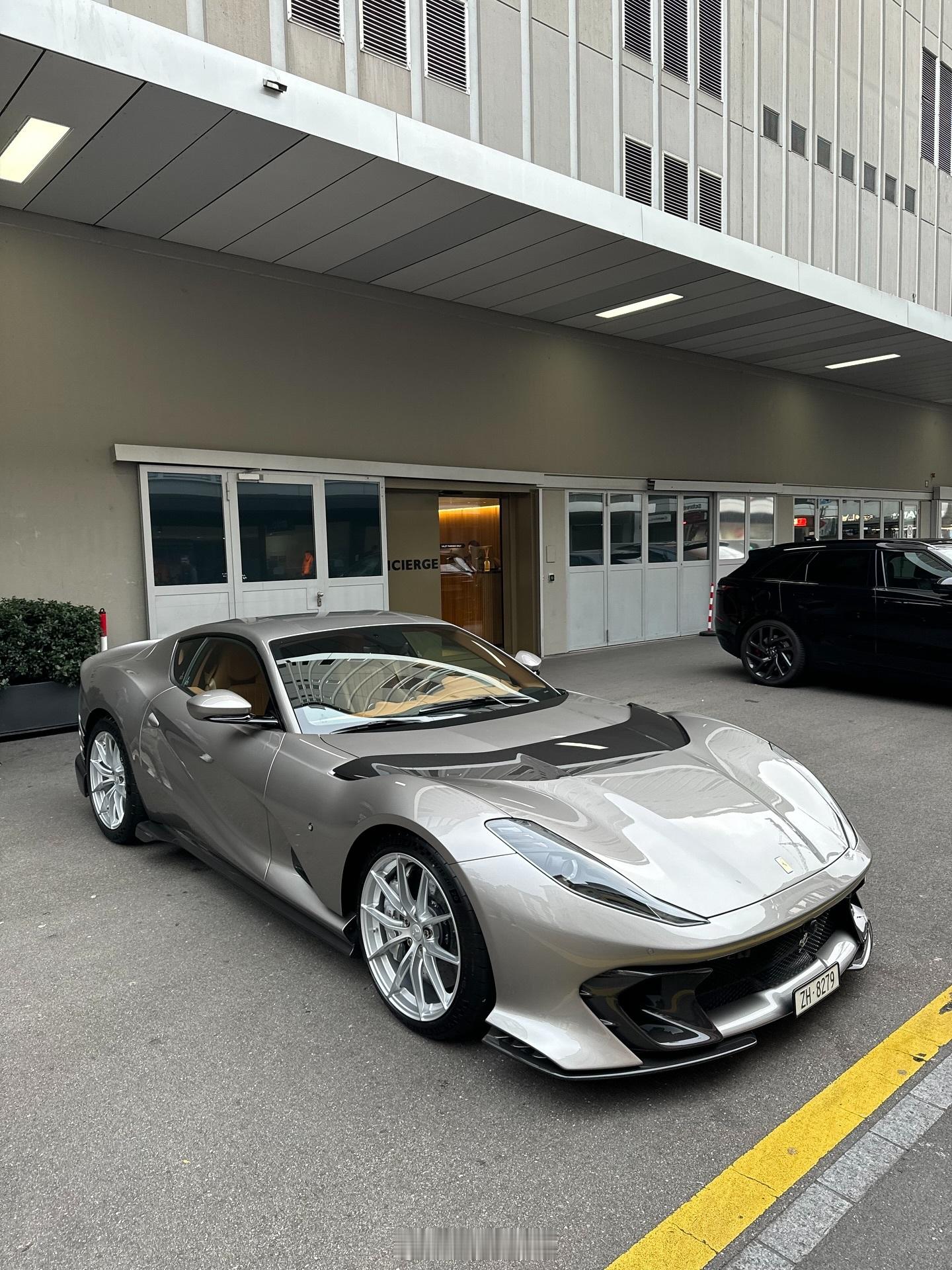 法拉利812 Competizione听说现车行情已经超过2000w 