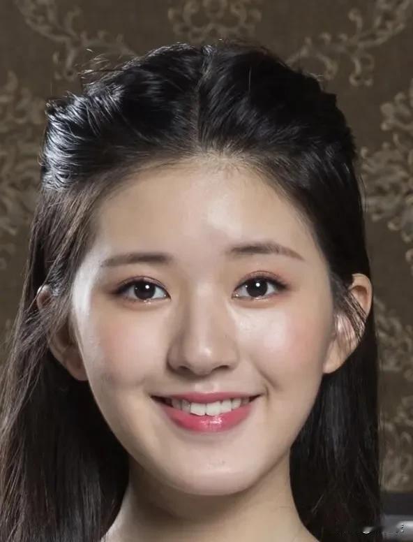 普通人也会慢慢变美，更何况是内娱的明星 ，所以赵露思变就变了呗，但我最烦的就是她