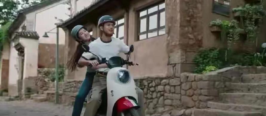 电动车新规力度空前！25 公里的速度直接被限制死，3 亿 "电驴党" 是不是要犯