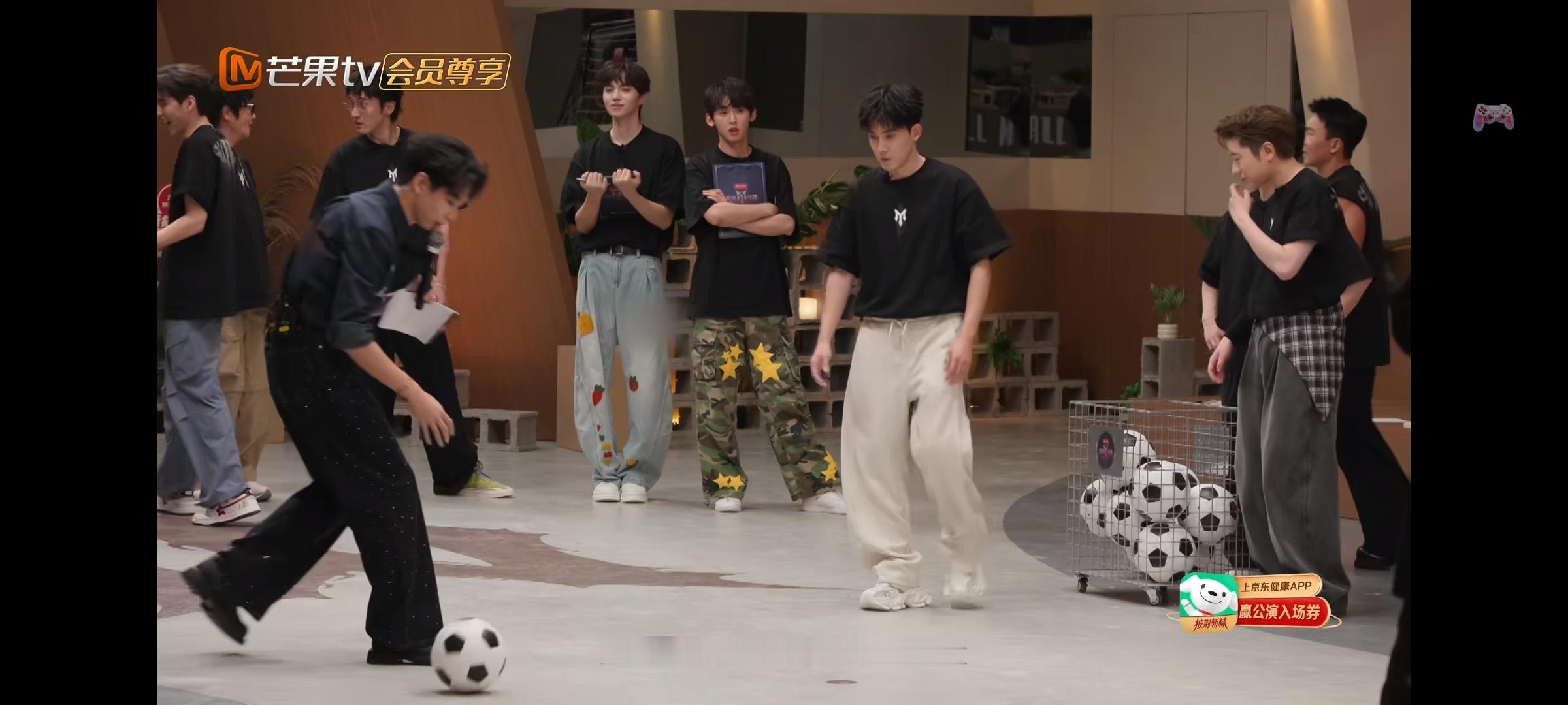 让我们恭喜阿云小猪在点球游戏中获得零分 