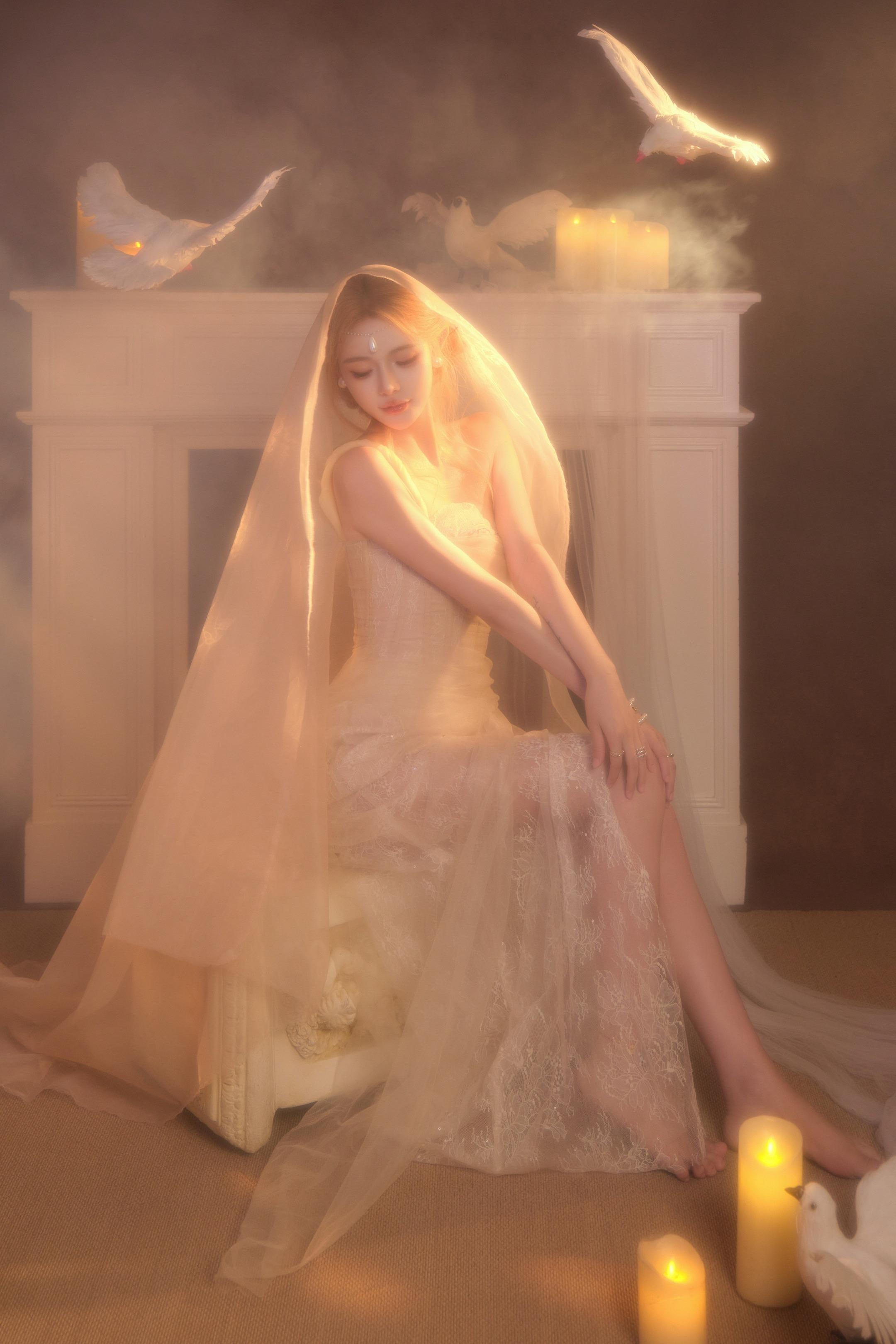 “人间清醒的四大法则：  不被拿捏、不信承诺、不吃大饼、不听故事。 ”