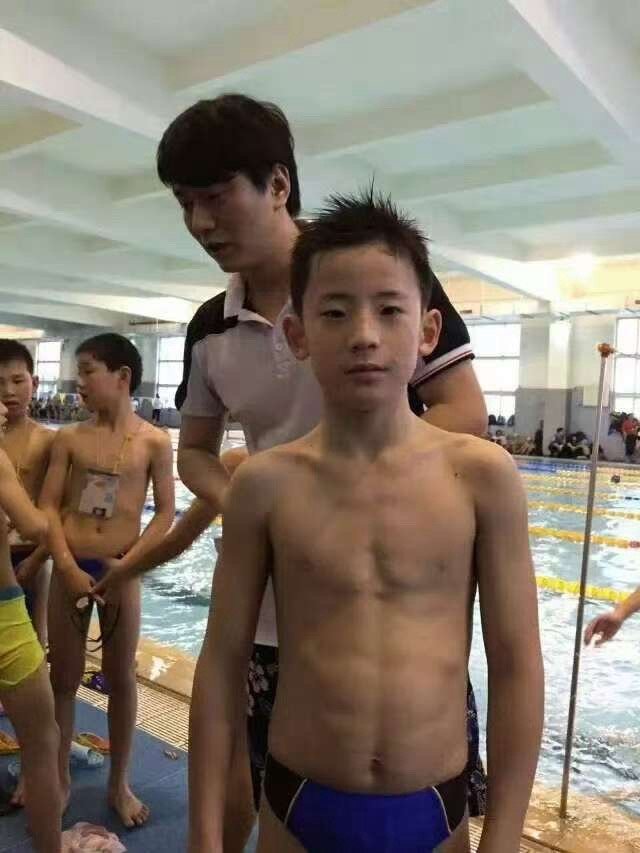 教师节 快乐 我怕邢教练帅照帅到大家[哈欠] ​​​