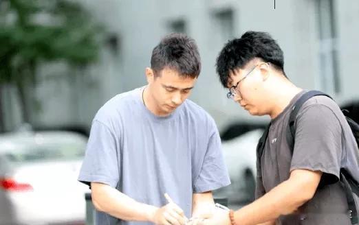 为了备战11月份的粤港澳全运会，辽宁男篮已于今天出发“篮球城市”辽宁阜新参加第九