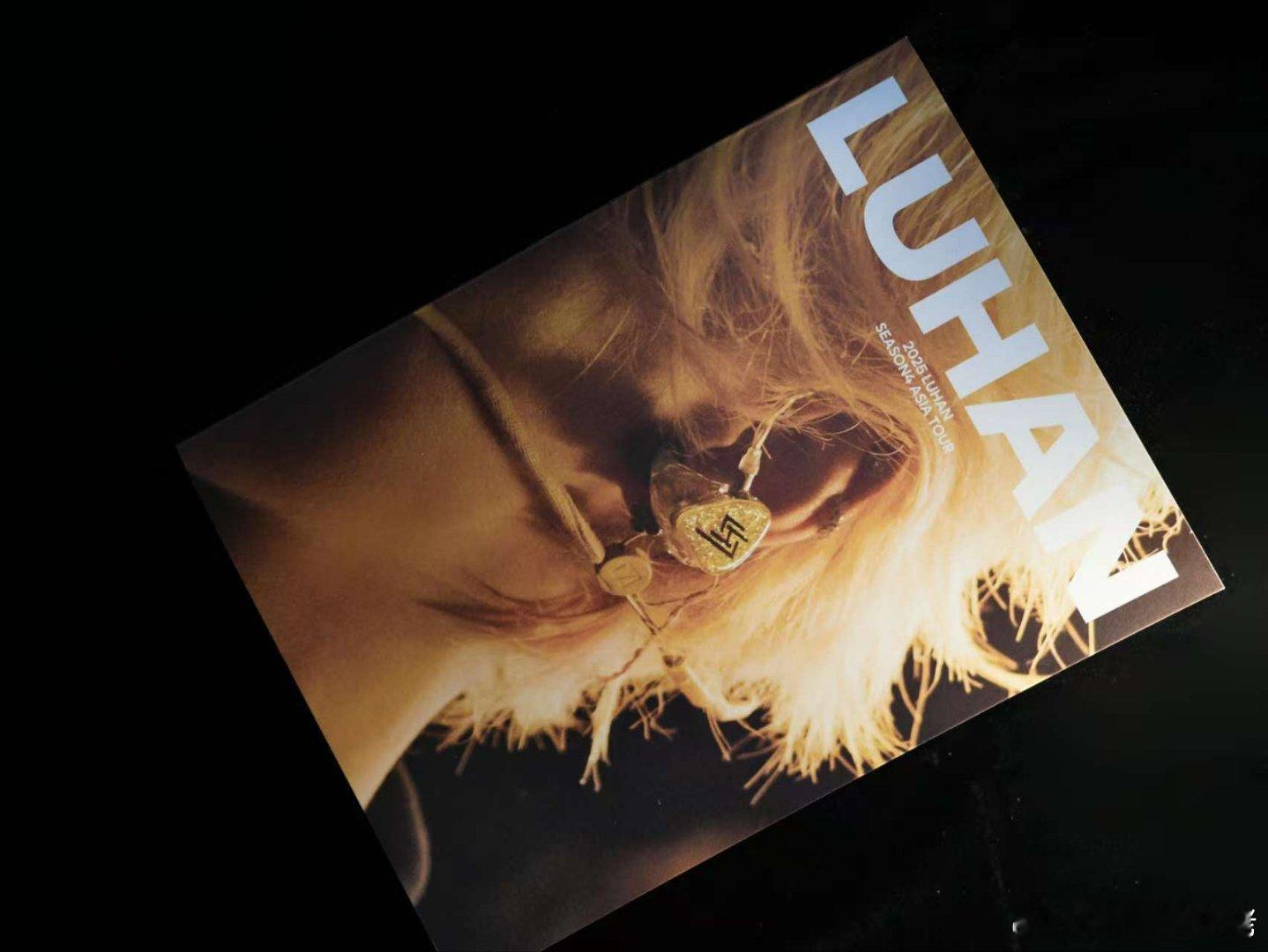 鹿晗亚巡纪念册配置鹿晗亚巡纪念册双版本公开 鹿晗四巡纪念册配置来了！居然分Sea