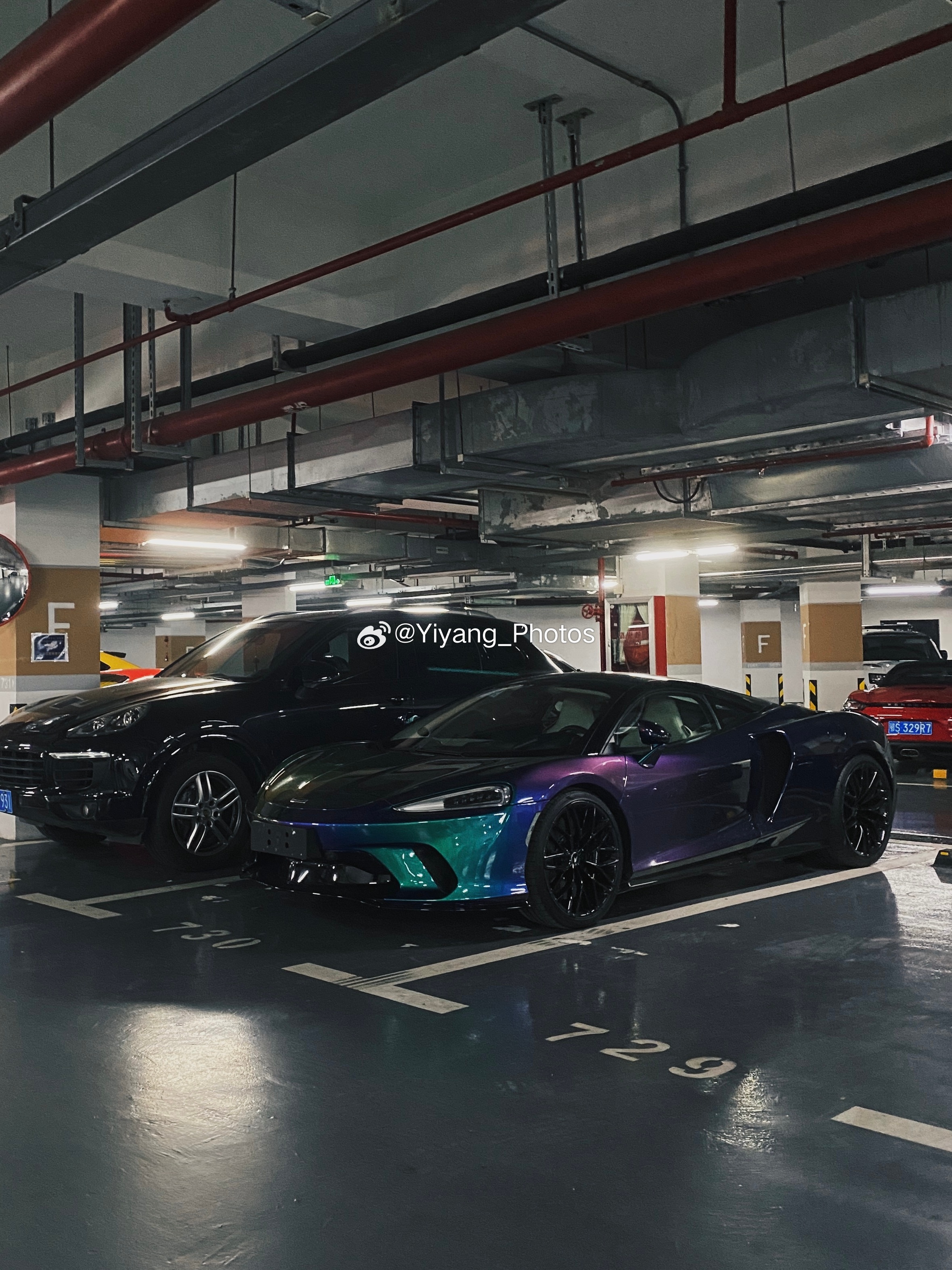 又到了最近遇到的一些车系列时间, 路上的一些McLaren  ​​​