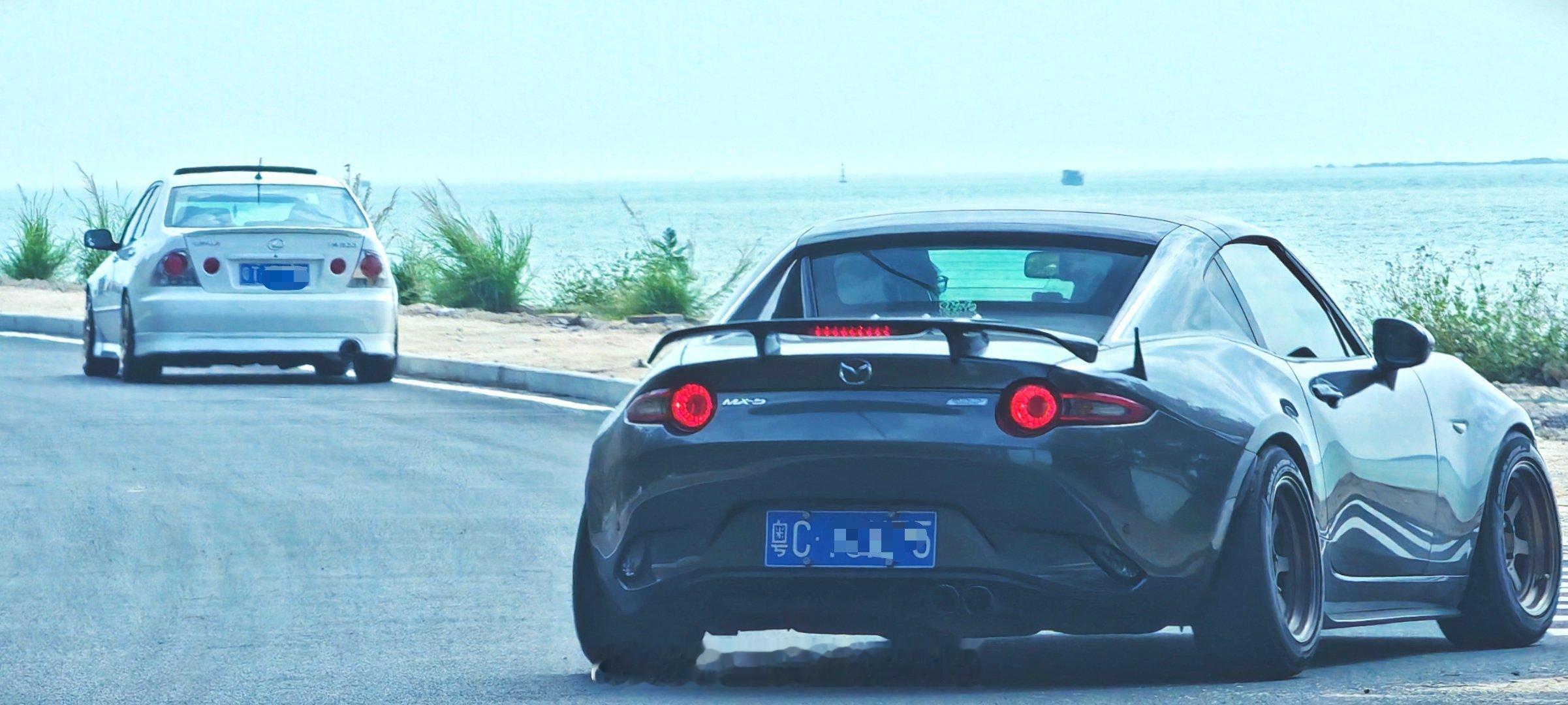 周末！早安~  ​​​