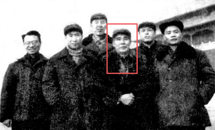 1967年，福建副省长贺敏学突然被抓，毛主席拍桌大怒：谁敢动他？！所有人只知他是
