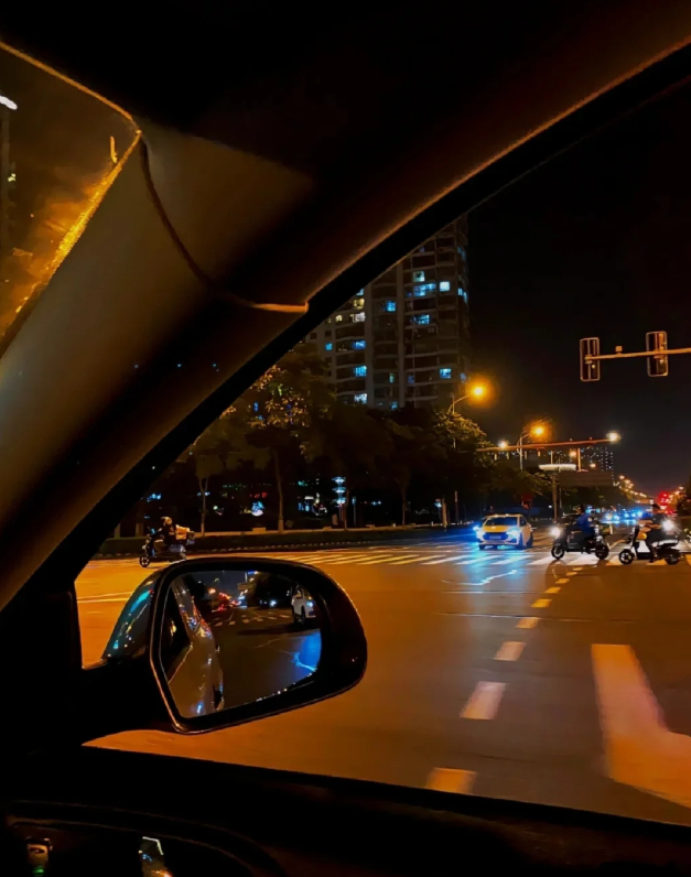 ⊹🪄𝗗𝗮𝘆𝘀 ʔ•̫͡•ʕ““天黑了，一切就都结束了” 