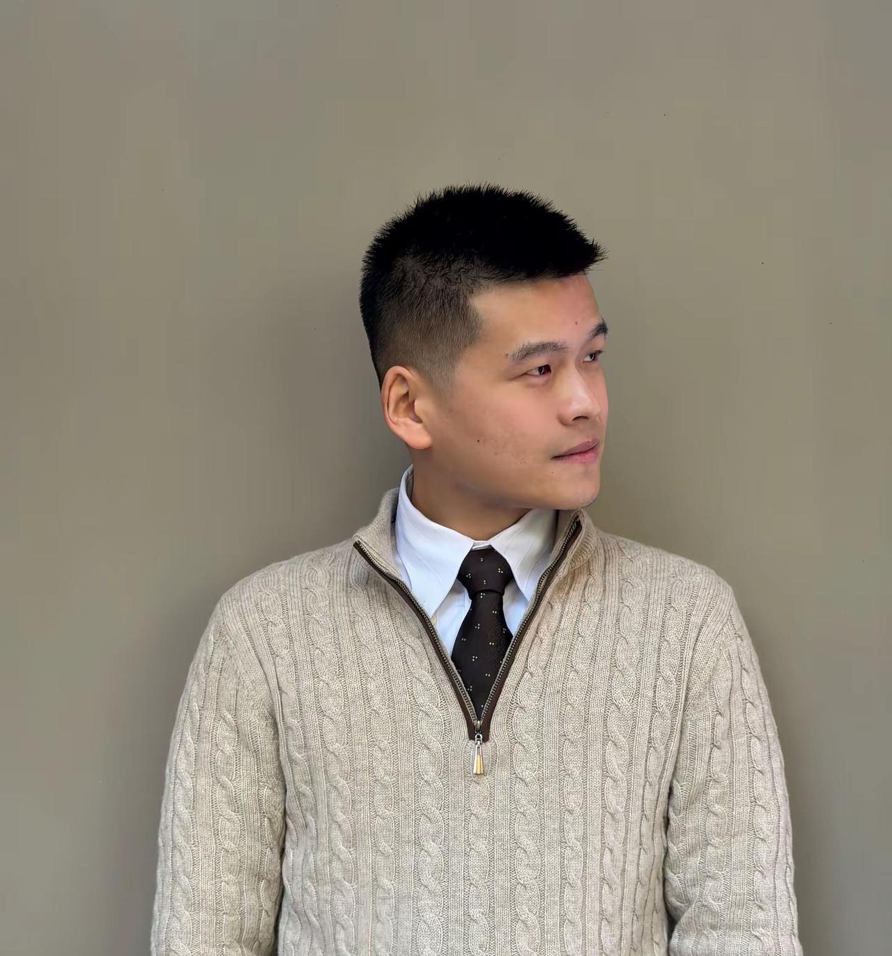 这么好的阳光要下个月了。武汉要连续下10多天雨，好想出去玩，有推荐吗？穿着得体是