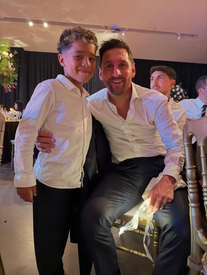 📸🐐❤梅西和家人前往乌拉圭参加苏牙女儿15岁生日PARTY现场！梅西迈阿密国