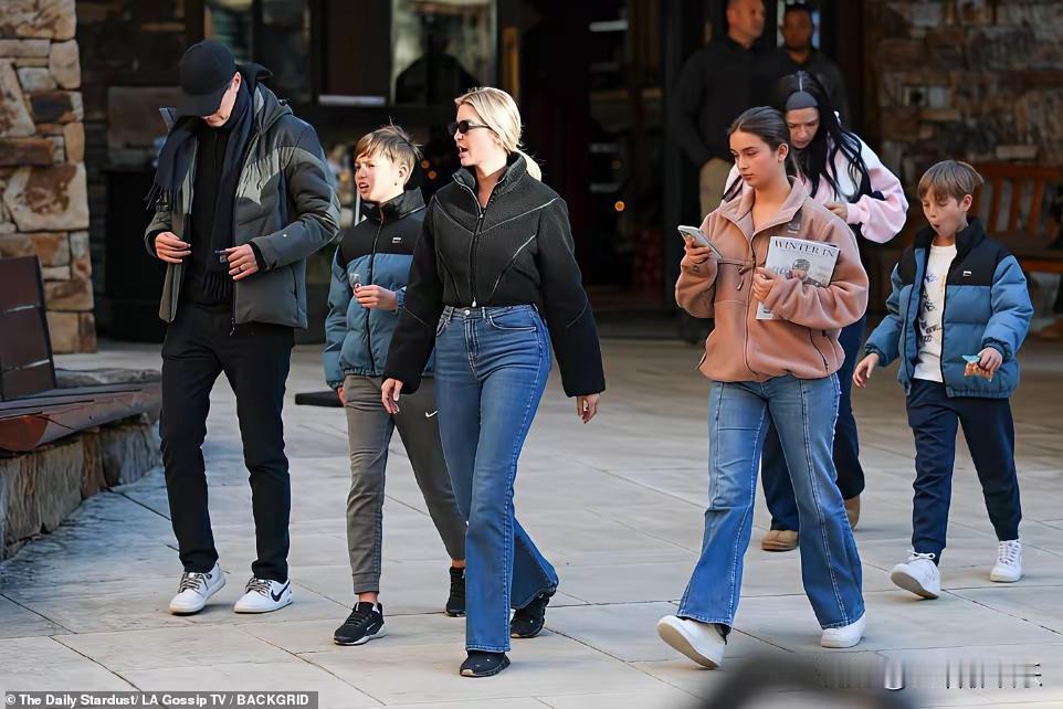 库什纳完成了老丈人川普交待的任务，一个多月来在乌克兰、俄罗斯、米国之间来去折腾，