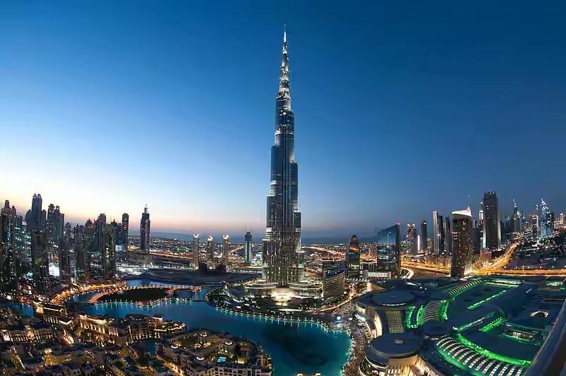 突发！世界最高楼哈利法塔关闭！

为了应对可能潜在的风险，位于迪拜的世界第一高楼