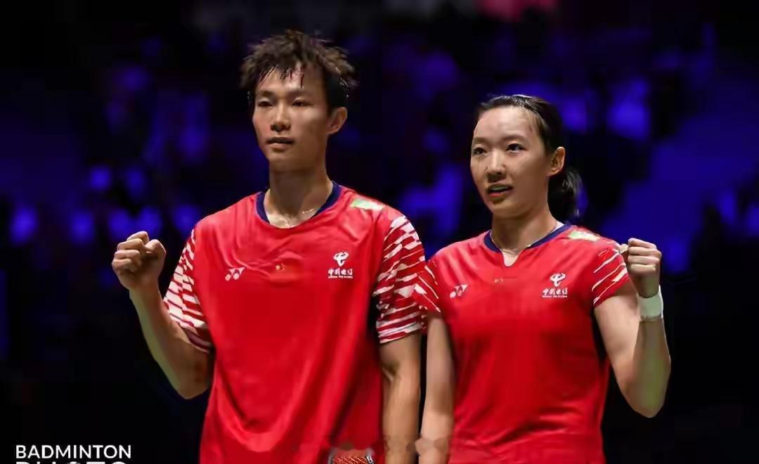 羽联总决赛：提前包揽混双冠军，让一追二，蒋魏2-1逆转陈杜蒋振邦魏雅欣进决赛体育