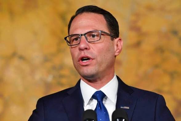 州长乔什·夏皮罗说道：“JD Vance 无法承认希特勒和纳粹杀害了 600 万