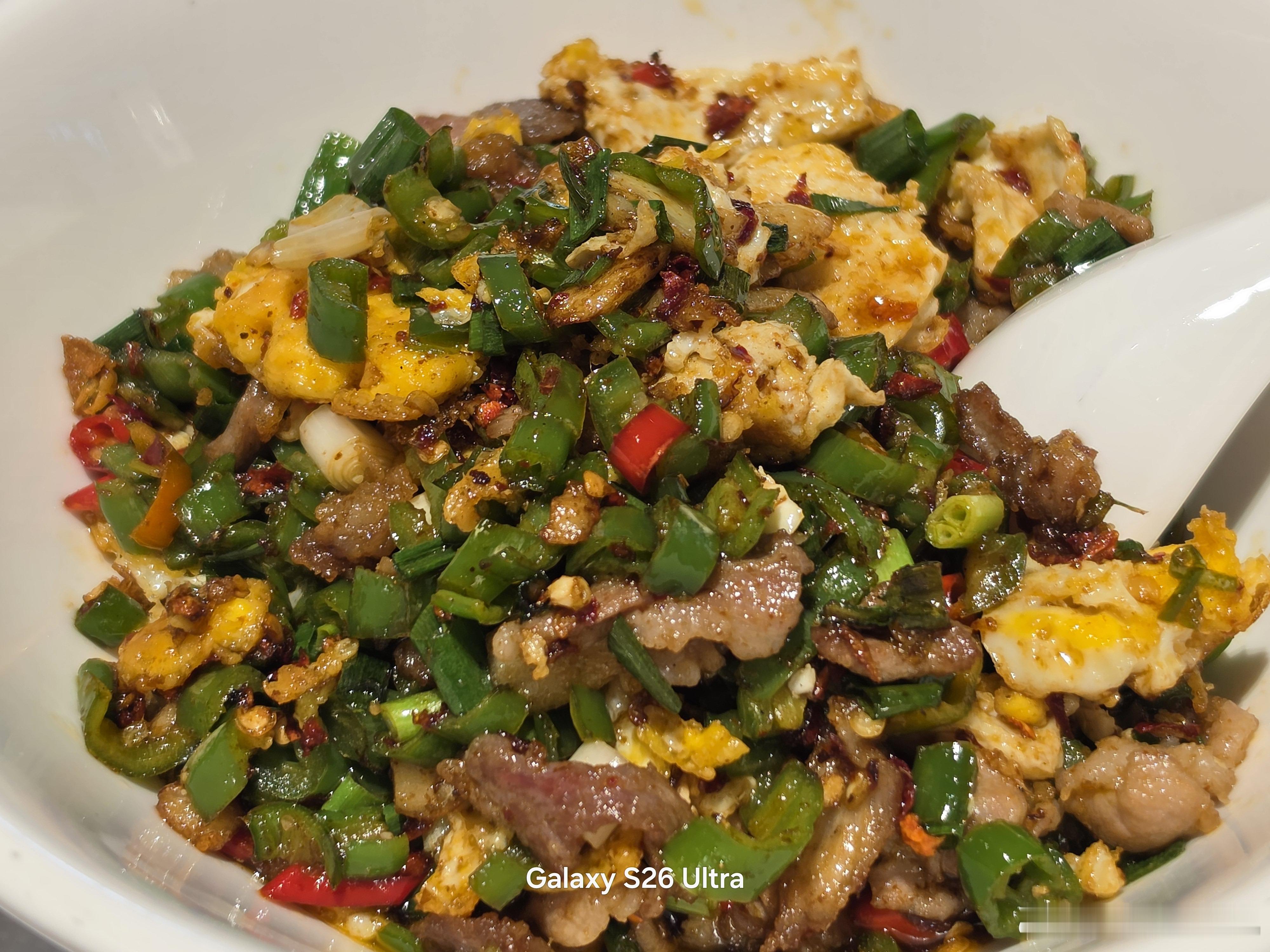 数码王小机 中午都吃了吗，看我吃的很素吧？