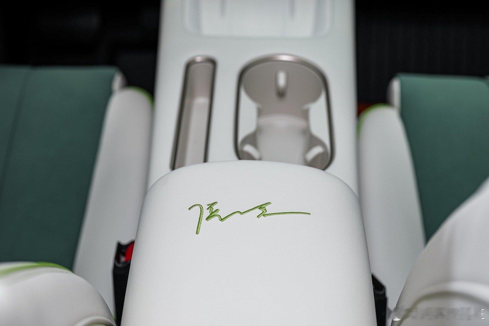 市面上多数明星联名只是简单贴牌造势，流于表面形式。而长城欧拉全新跳出套路，以用心