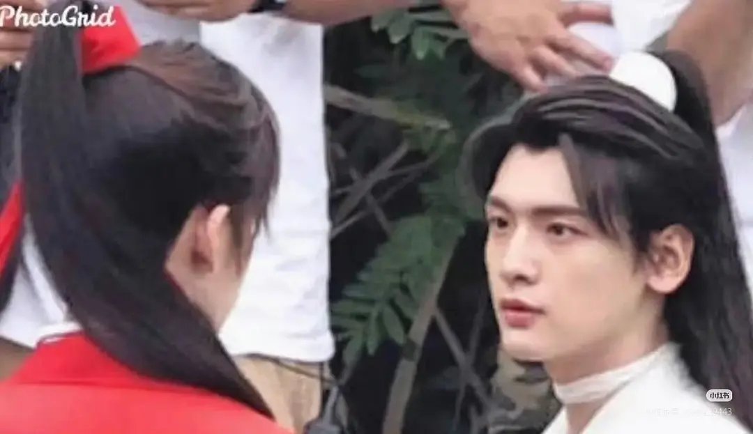 张凌赫和翟潇闻这剧可千万别抬上来了 不然粉丝要跑步离场了 