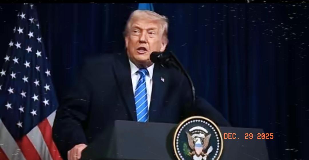 特朗普如此解释普京反对停火的缘由
​​特朗普在海湖庄园会晤结束后，与泽连斯基共同