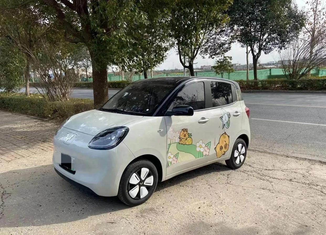 2025 年的车界，新能源汽车的竞争进入了“诸神之战”阶段，各大车企纷纷亮出最前