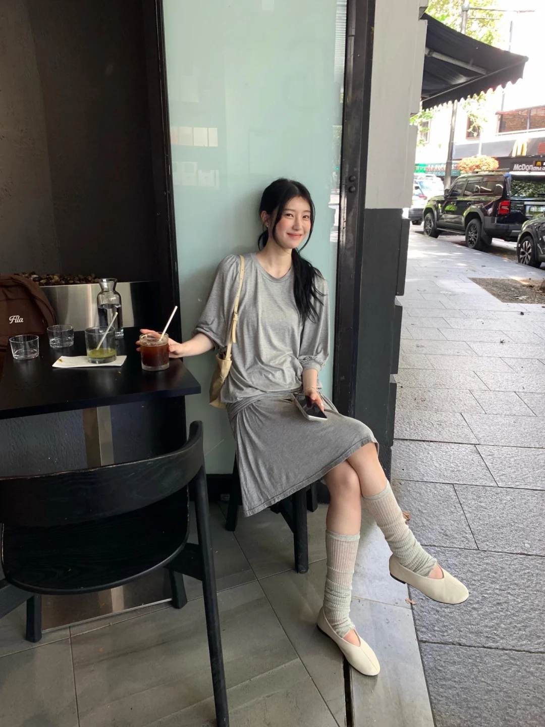 ins博主｜春天穿灰色也好好看~