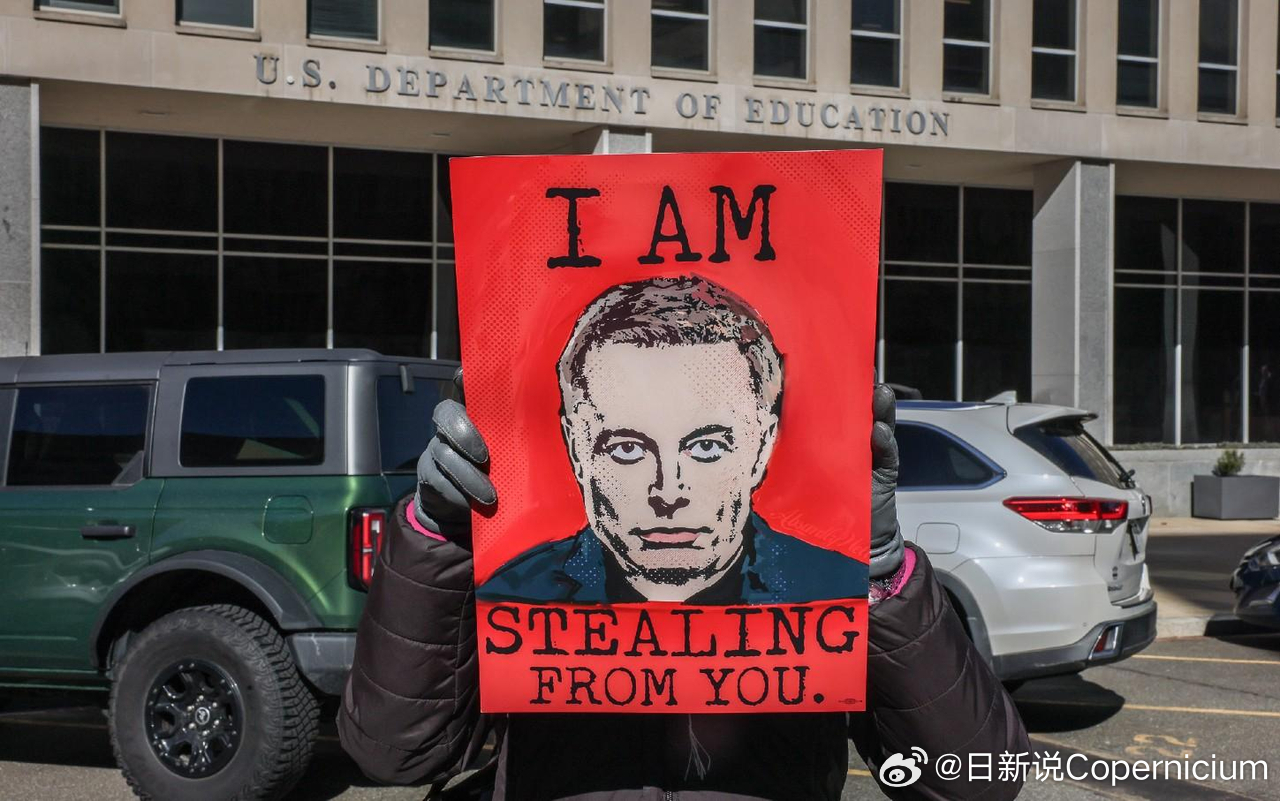 【从资金断流到思想审查：解密特朗普教育战核心目标】▶两者结合形成一套两阶段战略：