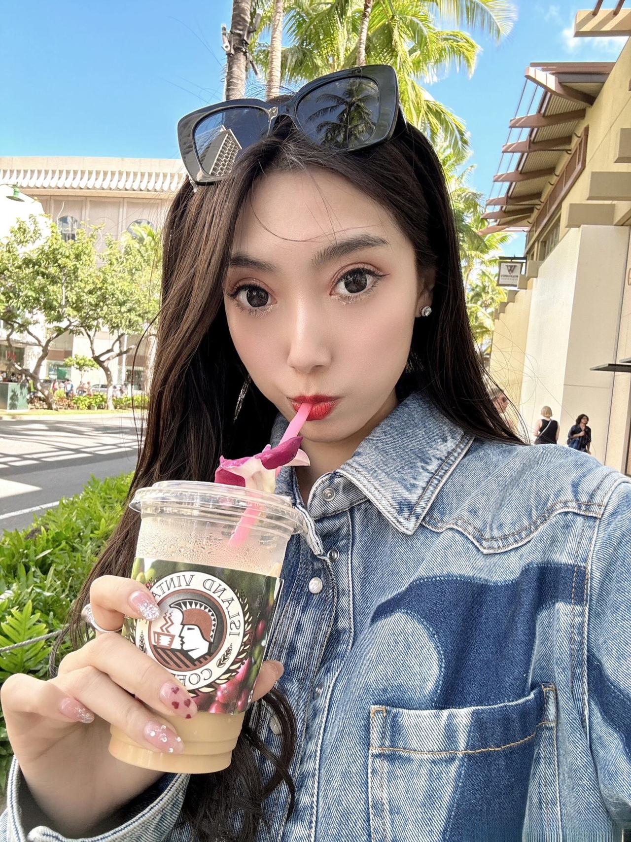 dou上热门 下午茶 穿搭ootd 御姐 美女