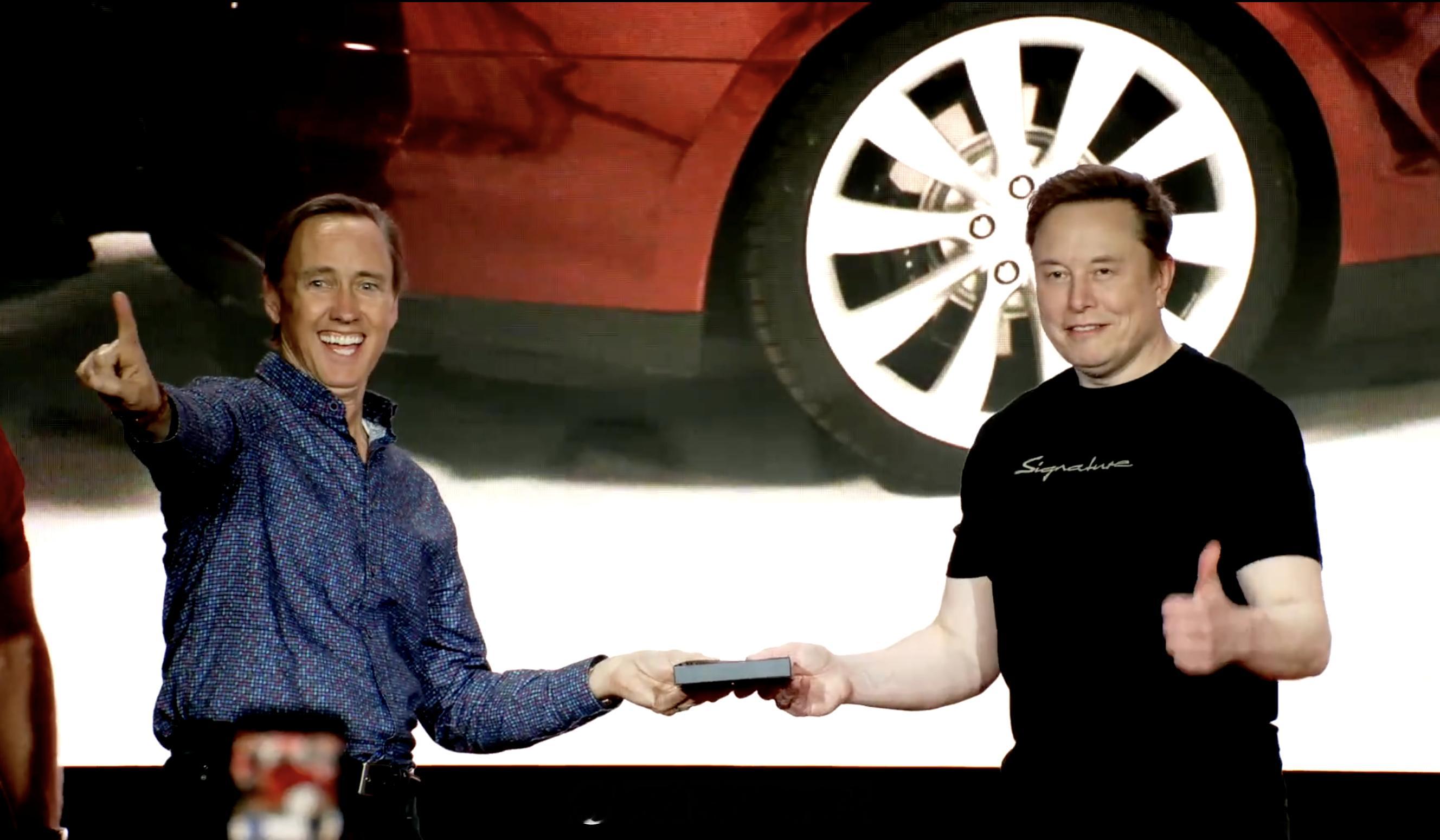 今天被一条消息刷屏了，特斯拉 Model S/X 正式在弗里蒙特工厂宣告停产退役