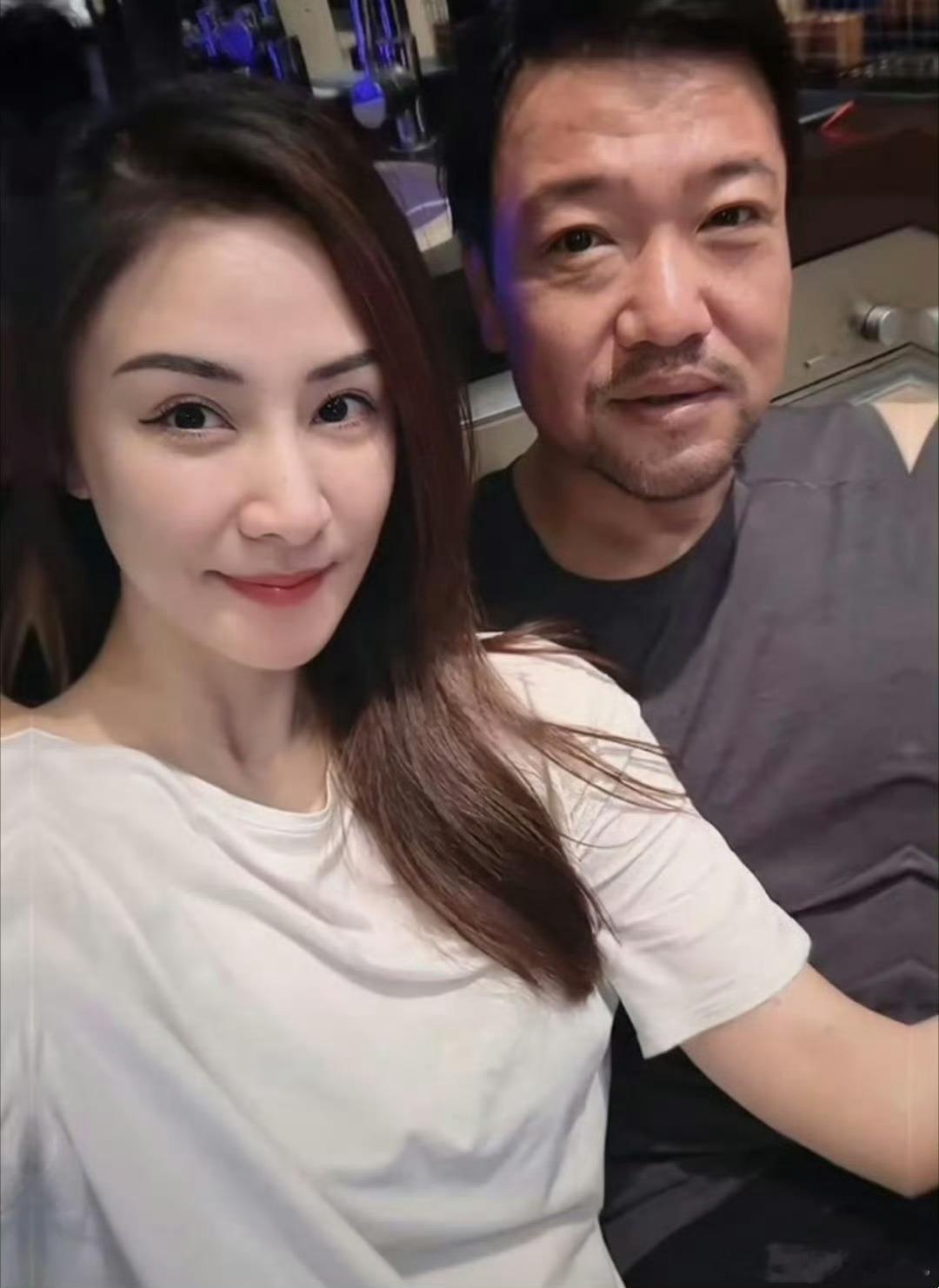 贾冰减肥成功瘦到脱相前有沙溢后有贾冰，你们属于喜剧演员其实没必要除非为了角色服务