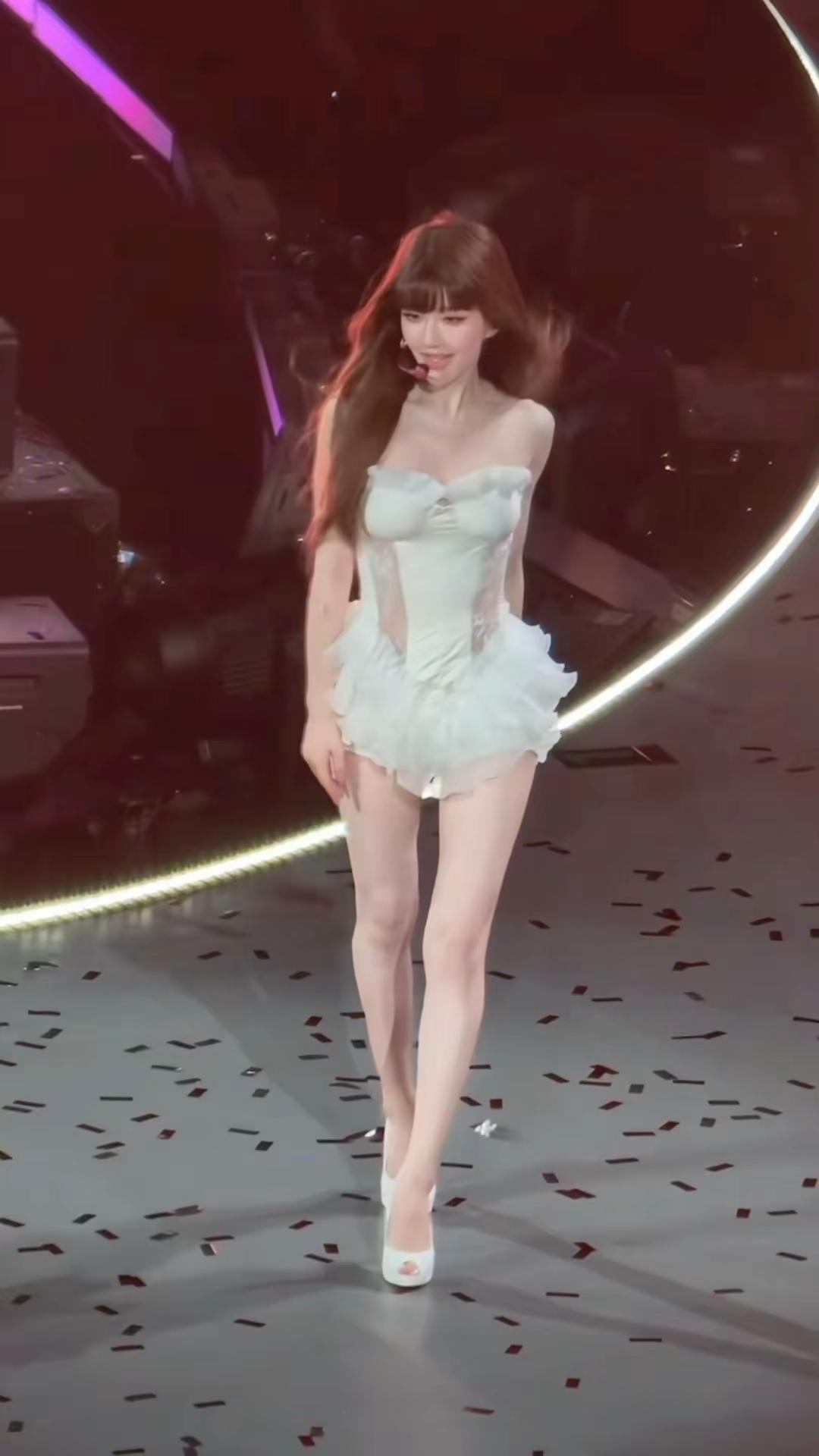 完全神女来的 斯哈斯哈