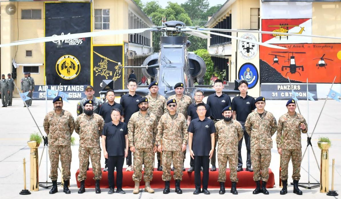巴基斯坦陆军航空兵在木尔坦陆军航空兵基地，举行的首批武直Z10ME攻击直升机入役