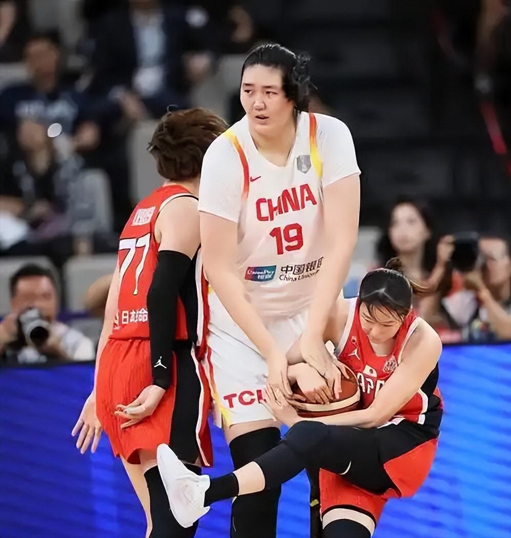 8月11日下午中国女篮：传来3大主力，张子宇、韩旭、李梦最新消息。

北京时间8