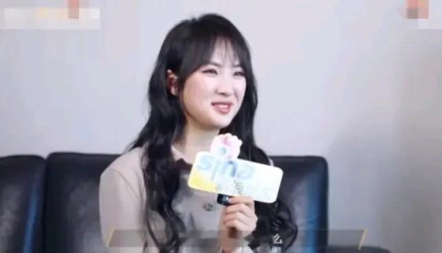 姚安娜可能自己都没想到，好不容易演个女主角，却被网友一顿吐槽。
我只能说她看剧本