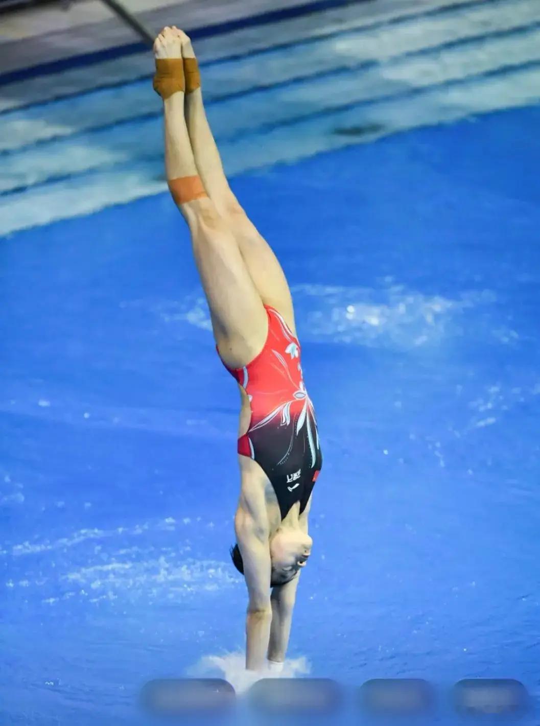 全红婵的主要成绩：奥运会（3金）2021年东京奥运会女子10米跳台单人金牌202
