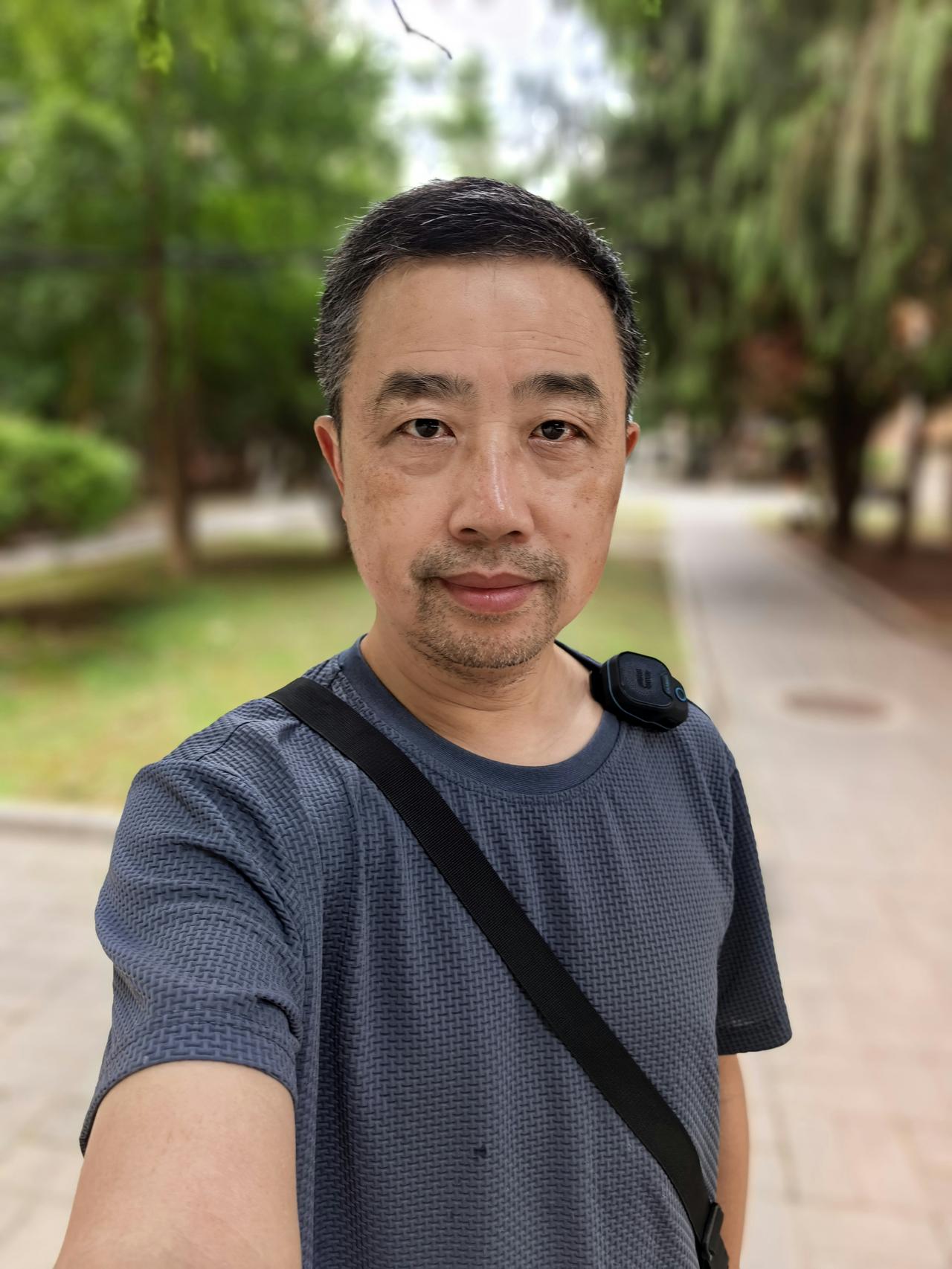坚持每天只吃一顿饭已经有段日子了。从昨天中午到现在，我整整空腹20个小时，身体没