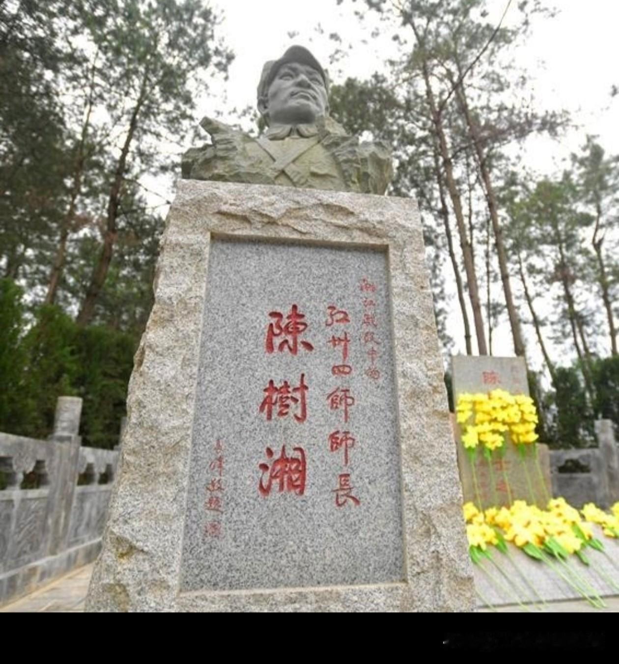 山河錦繡，舉國同慶，願歲歲安康，事事如願。盛世華誕，家國同歡，祝國慶快樂，假期舒