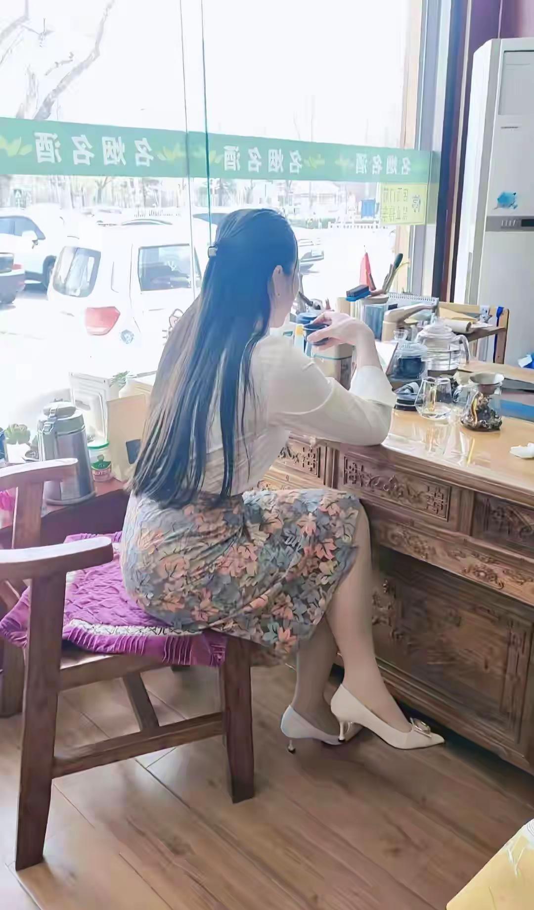 吃喝玩乐分享计划 茶馆美女 单身