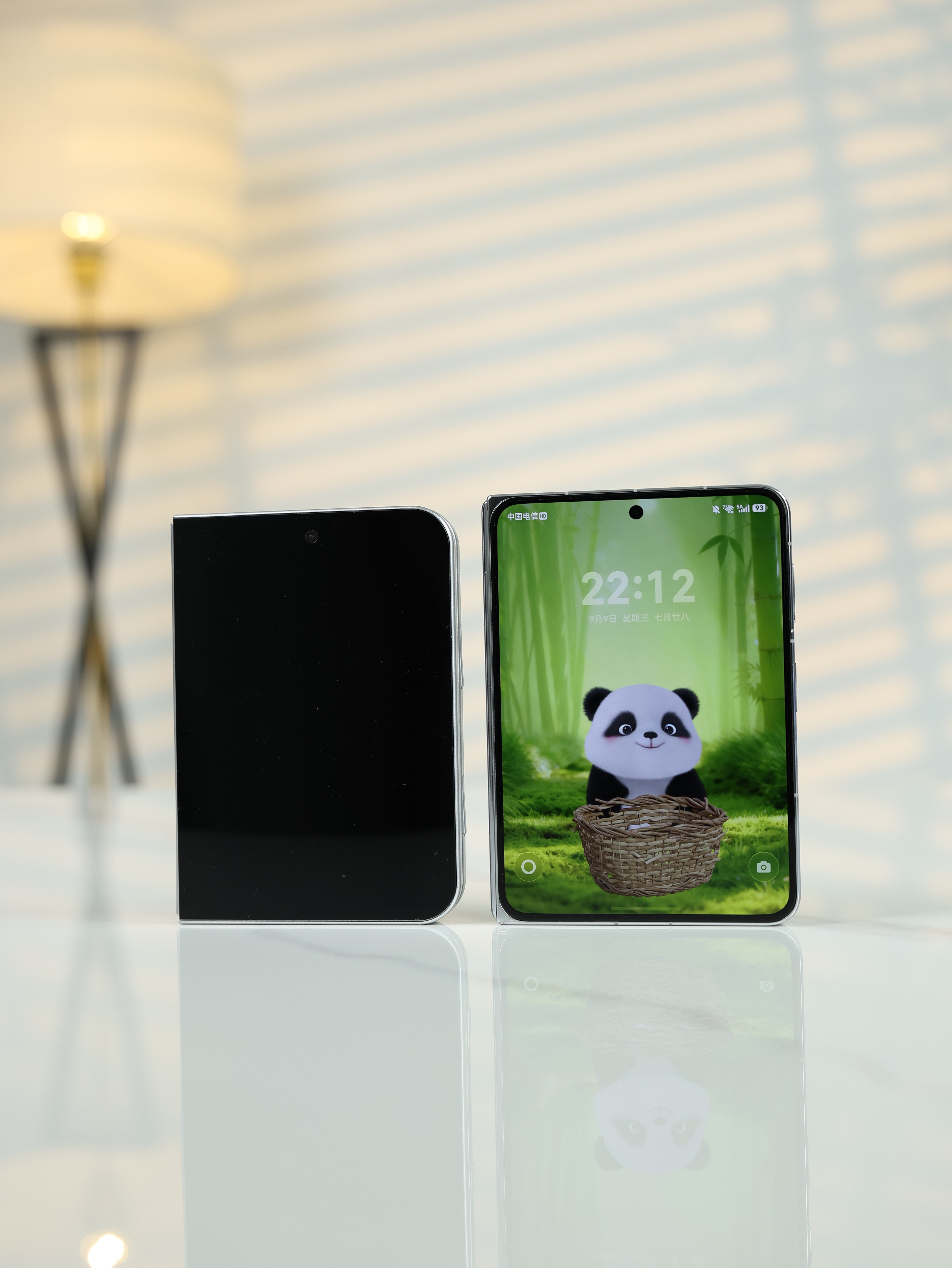 折叠屏选苹果还是华为现阶段，真让我二选一作为主力机，我还是选华为。苹果在生态、品